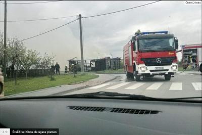 SISAK: Planula stara drvena baraka, od kuće je ostao samo dimnjak