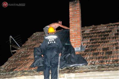NAŠICE: Pijavice rušile stabla i nosile krovove
