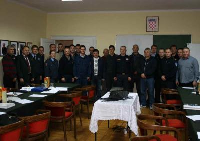 VARA�DIN: Odr�an seminar za �ovla�tene vatrogasce�