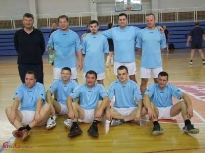 OTOČAC: Vatrogasci i dobri odbojkaši
