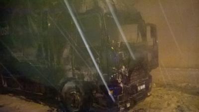 ORIOVAC: Po�ar teretnog vozila u krugu poduze�a Svjetlost d.o.o.