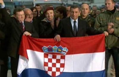 ZAGREB: Vatrogasci diljem Lijepe na�e sirenama pozdravili osloba�anje Generala